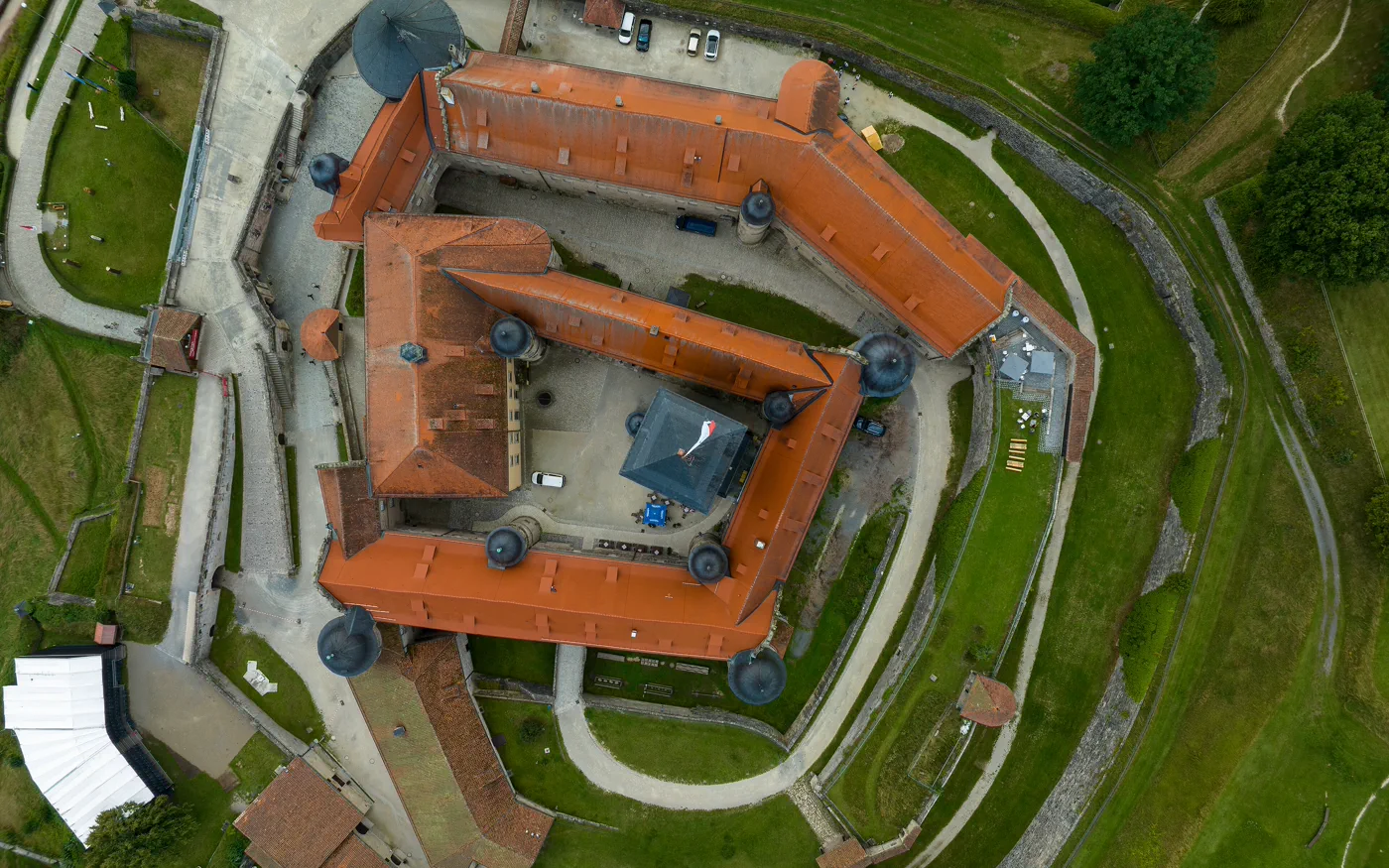 Festung Rosenberg in Kronach aus der Luft